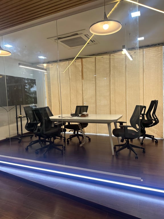 Office space thumbnail 15