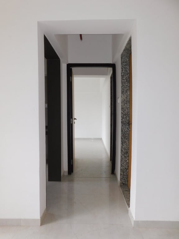 1bhk ready to move flat in chembur east thumbnail 6