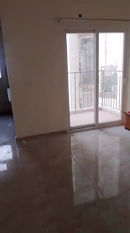 3BHK Flat for Rent in Dream Valley Enchante, Noida Extension – 1150 SQFT thumbnail 3