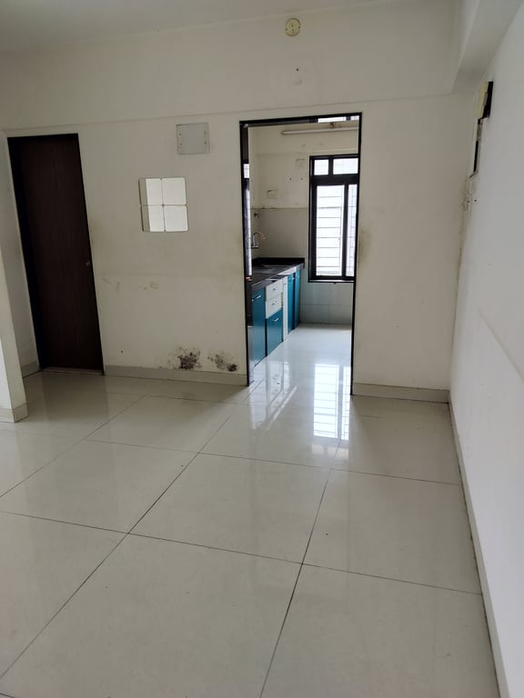 2 BHK 733 Carpet on 16th floor of 17 in Andheri west ,  3 Side Open View with Partial Sea View. thumbnail 3