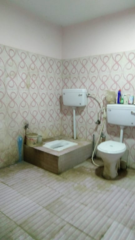 Old House For Sale thumbnail 18