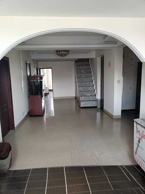 Penthouse at Amrapali Zodiac- Sec-120 Noida 3BHK thumbnail 10