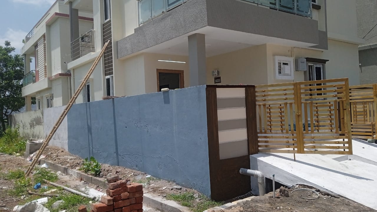 2 Stairs Duplex Individual Villa (House constructed Land 149 Cents), Construction 1700Sft... thumbnail 7