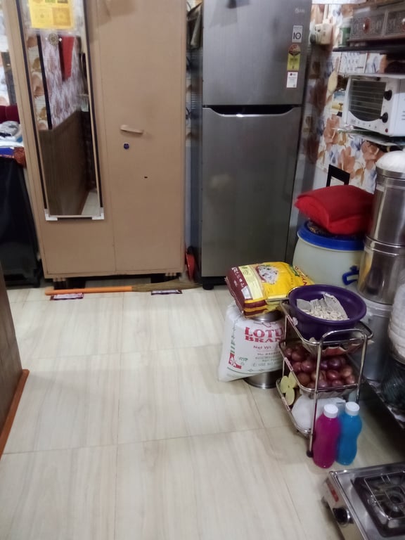 1 RK road tach proparty ground floor kalwa. West. Thane 400605 thumbnail 4