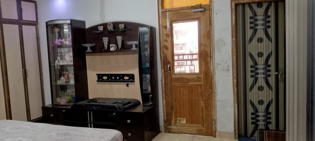 5BHK Penthouse Greater noida thumbnail 6