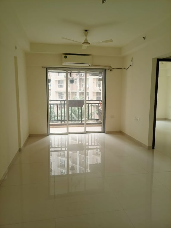 2 BHK balcony apartment on rent in Godrej prime Chembur Mumbai thumbnail 11