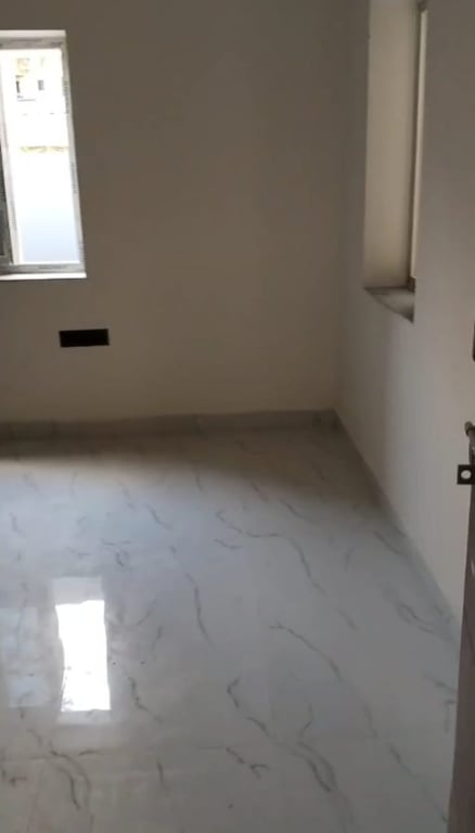 Urgent sale thumbnail 2