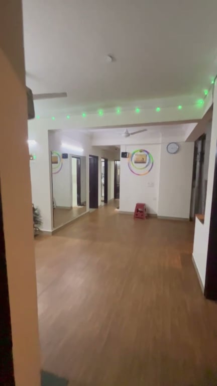 3BHK + Servant Room Flat for Rent in Exotica Dreamville, Noida Extension – 1720 SQFT thumbnail 13