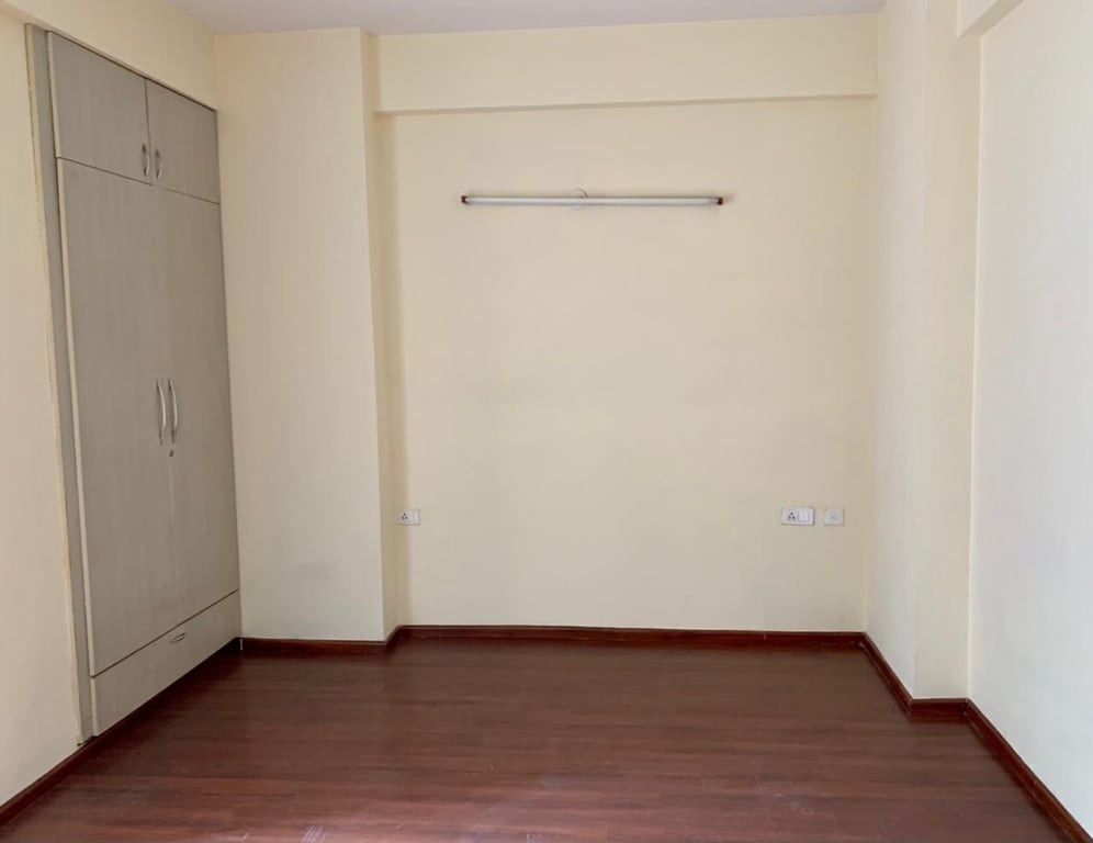 3BHK Flat for sale in Sunworld Vanalika Sector 107 thumbnail 10