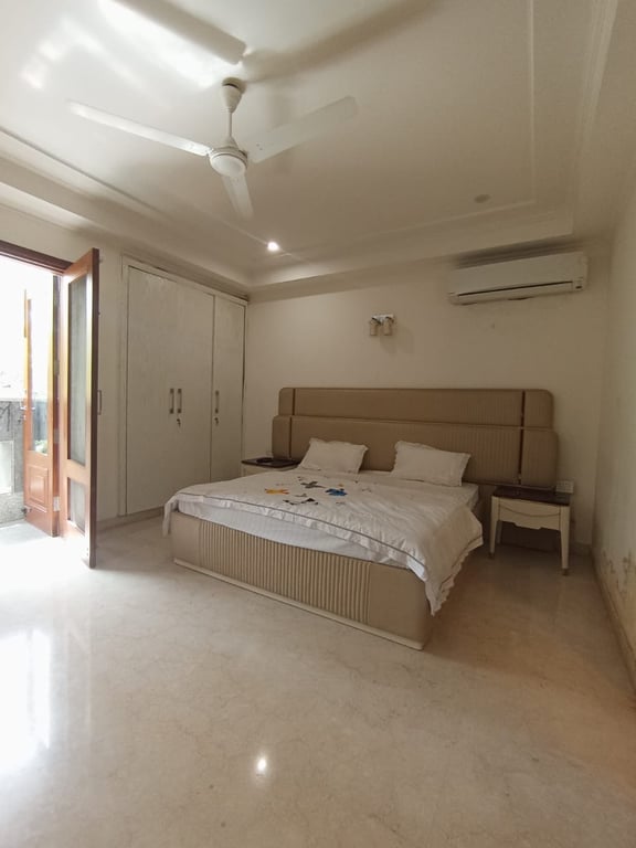 Panchsheel enclave thumbnail 9