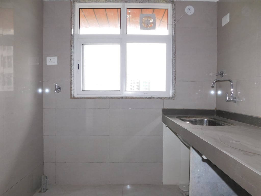 1bhk ready to move flat in chembur east thumbnail 16