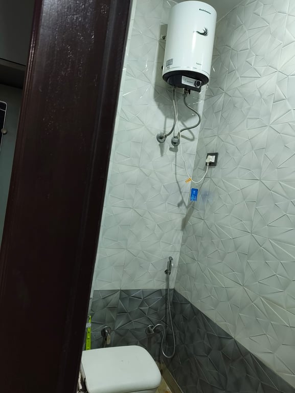 2 BHK Avantika Rohini Sector 2 Delhi thumbnail 4