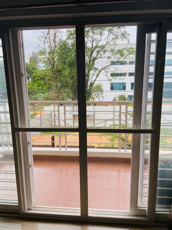 2BHK Apartment for Sale – Yellappa Chetty Layout, Ulsoor Road, Bangalore (Central Business District) thumbnail 10