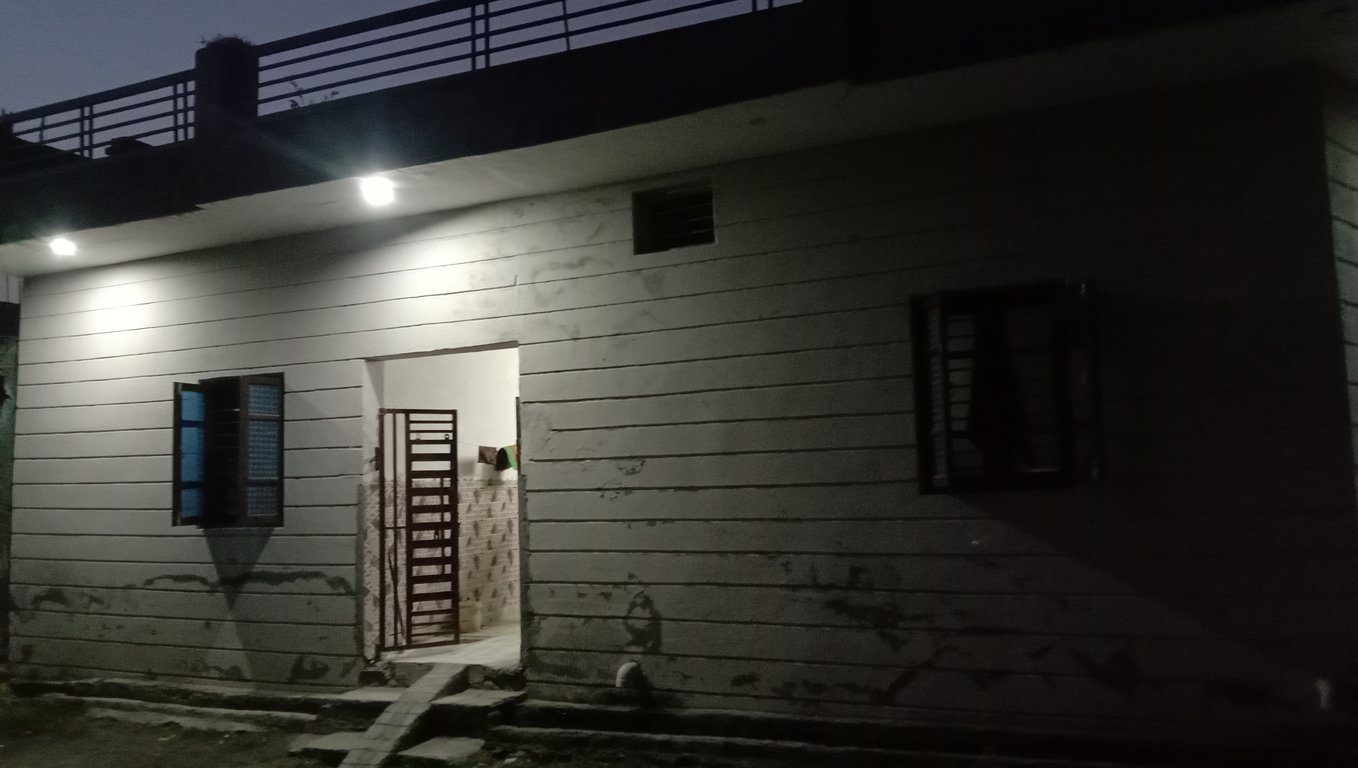 Spacious 4 BHK House For Sale (7 Marla) thumbnail 3