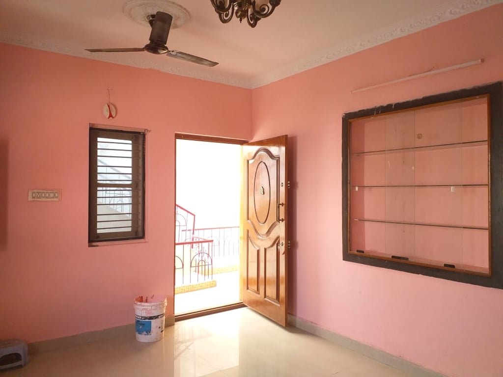 2BHK Flat for Rent – KR Puram, Bangalore thumbnail 3