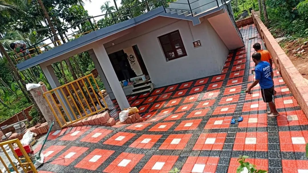 2BHK House with 7 Cents Land & Car Parking – Gudaiangadi Bus Stop, Mangalore thumbnail 5