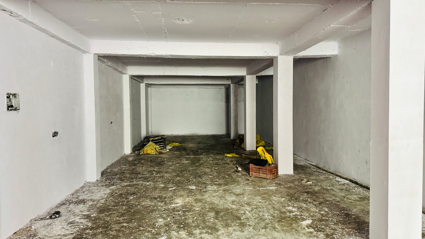 1600 spacious floors in Mayapuri for commercial or godown purpose thumbnail 4