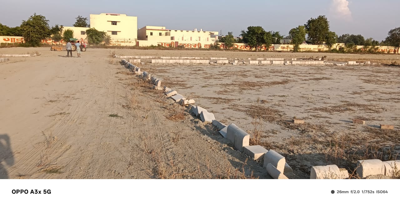 Sultanpur road gosaiganj market se 200mtr andar on hiway project thumbnail 4