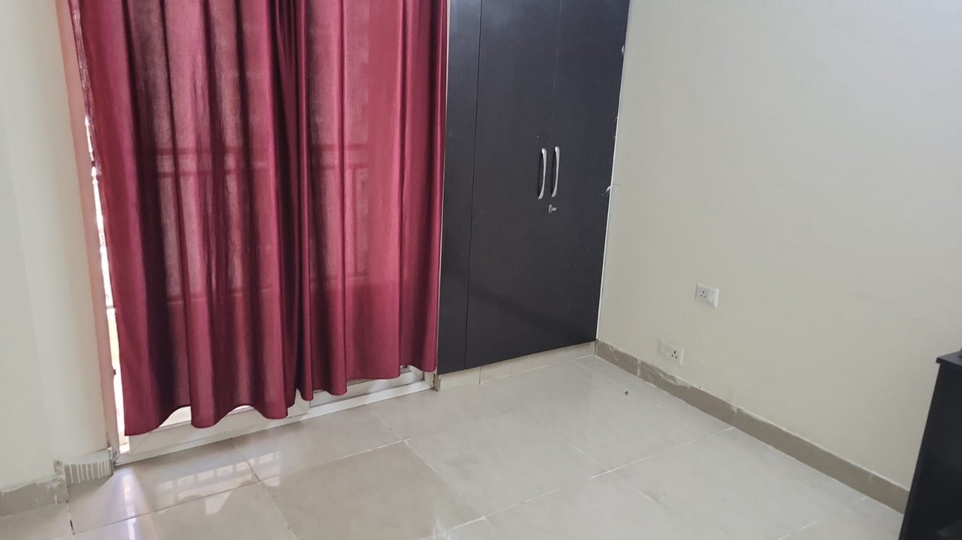 3BHK Flat for Rent in Saviour Greenarch, Noida Extension – 1260 SQFT thumbnail 7