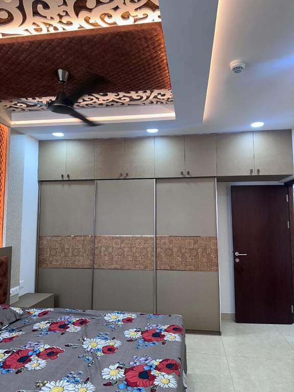 Premium Flat in Prestige Falconcity Your Dream Home Awaits! 3 BHK Semi-Furnished Flats for Rent thumbnail 5