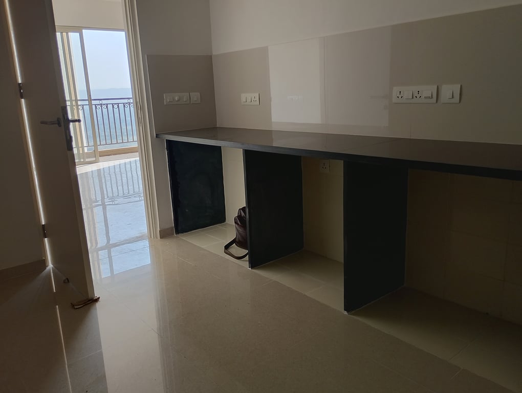 Hiranandani Fortune City thumbnail 9