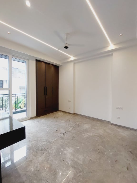 Saket three beds thumbnail 12