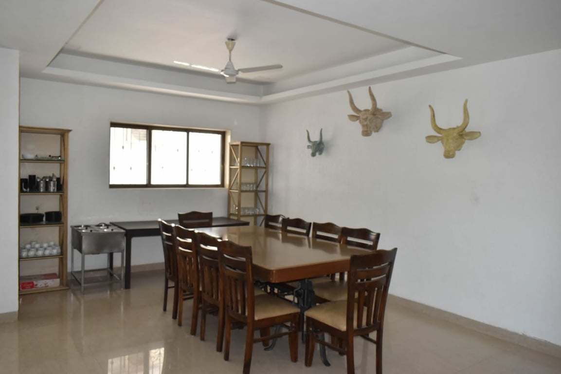 6 BHK Villa for rent thumbnail 10