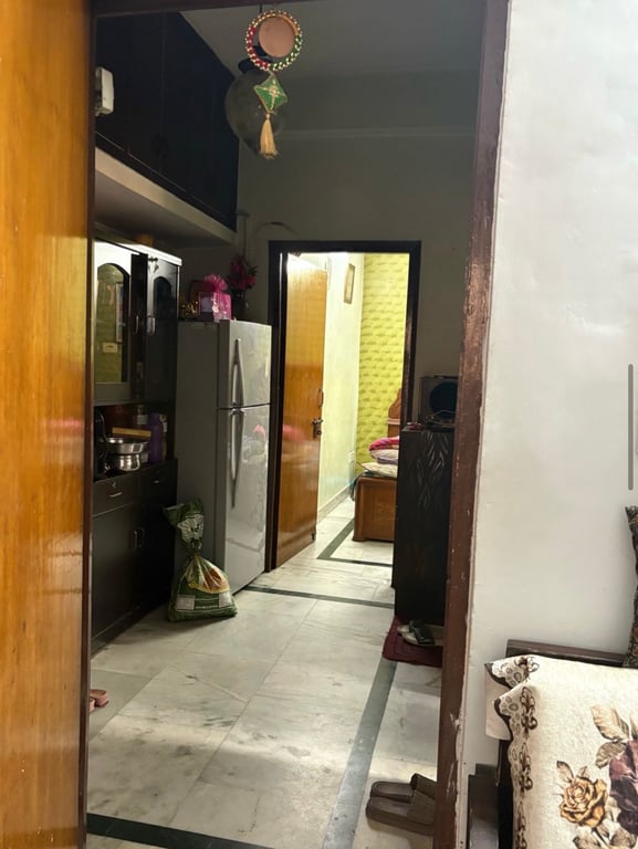 1bhk flat in Nehru Nagar Ghaziabad thumbnail 8