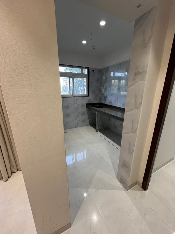 2bhk resale flat available in chembur east thumbnail 2