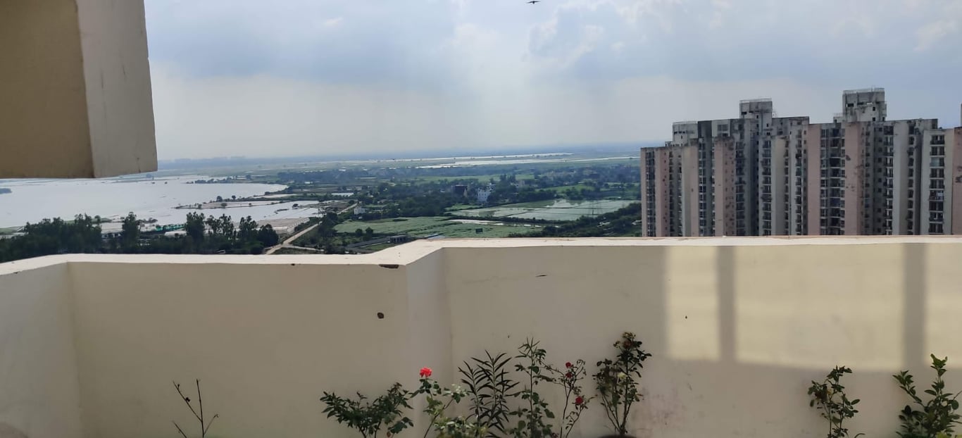 4BHK+Servant Penthouse in Jaypee Aman thumbnail 13