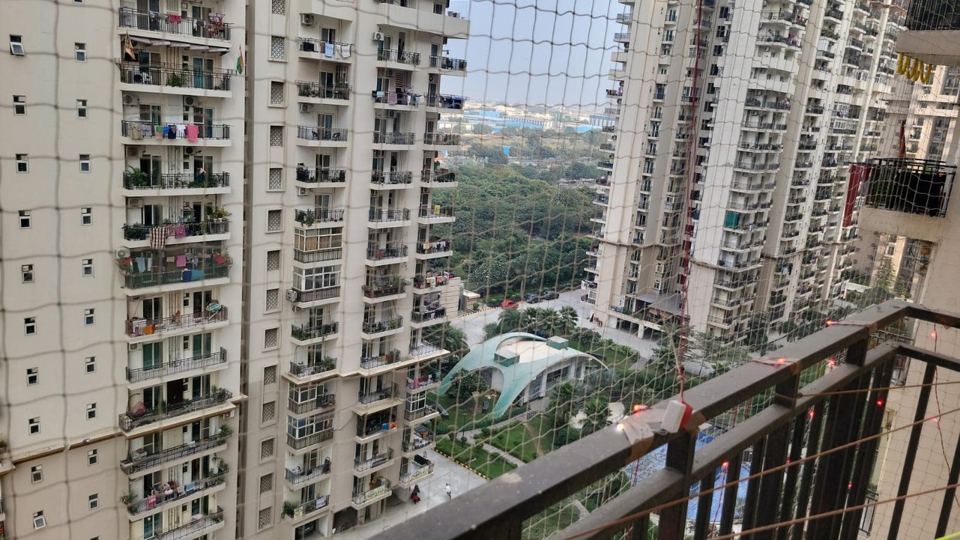 3BHK Flat for Rent in Saviour Greenarch, Noida Extension – 1260 SQFT thumbnail 4