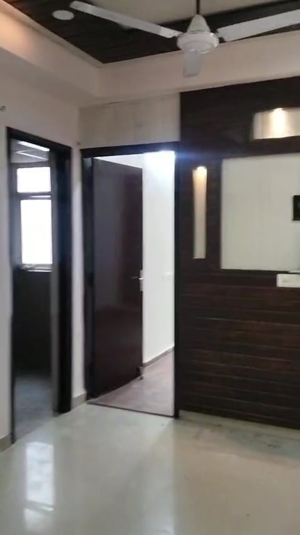 2BHK + Store Flat for Rent in Galaxy North Avenue 2, Noida Extension – 925 SQFT thumbnail 5