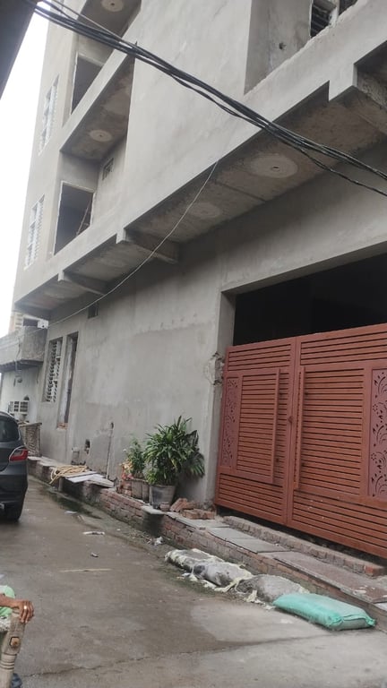 100 sq yards Plot thumbnail 4