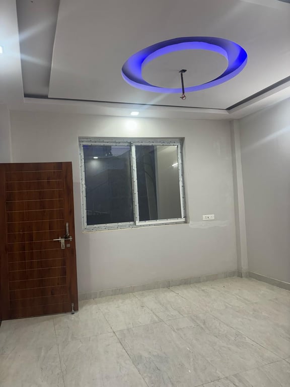 Villa near lulu mall ke just opposite friends colony ke pass thumbnail 13