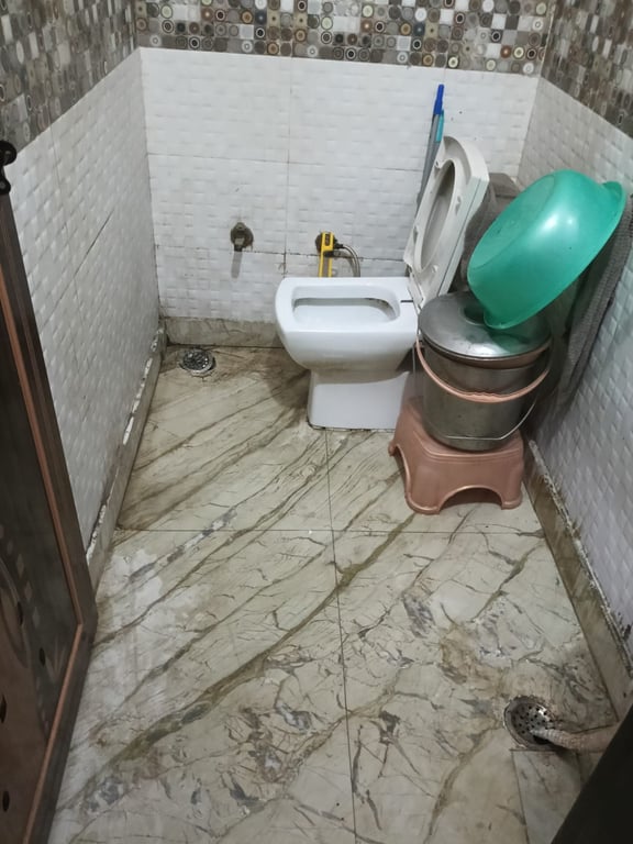 1bhk flat in Uttam Nagar Delhi thumbnail 6