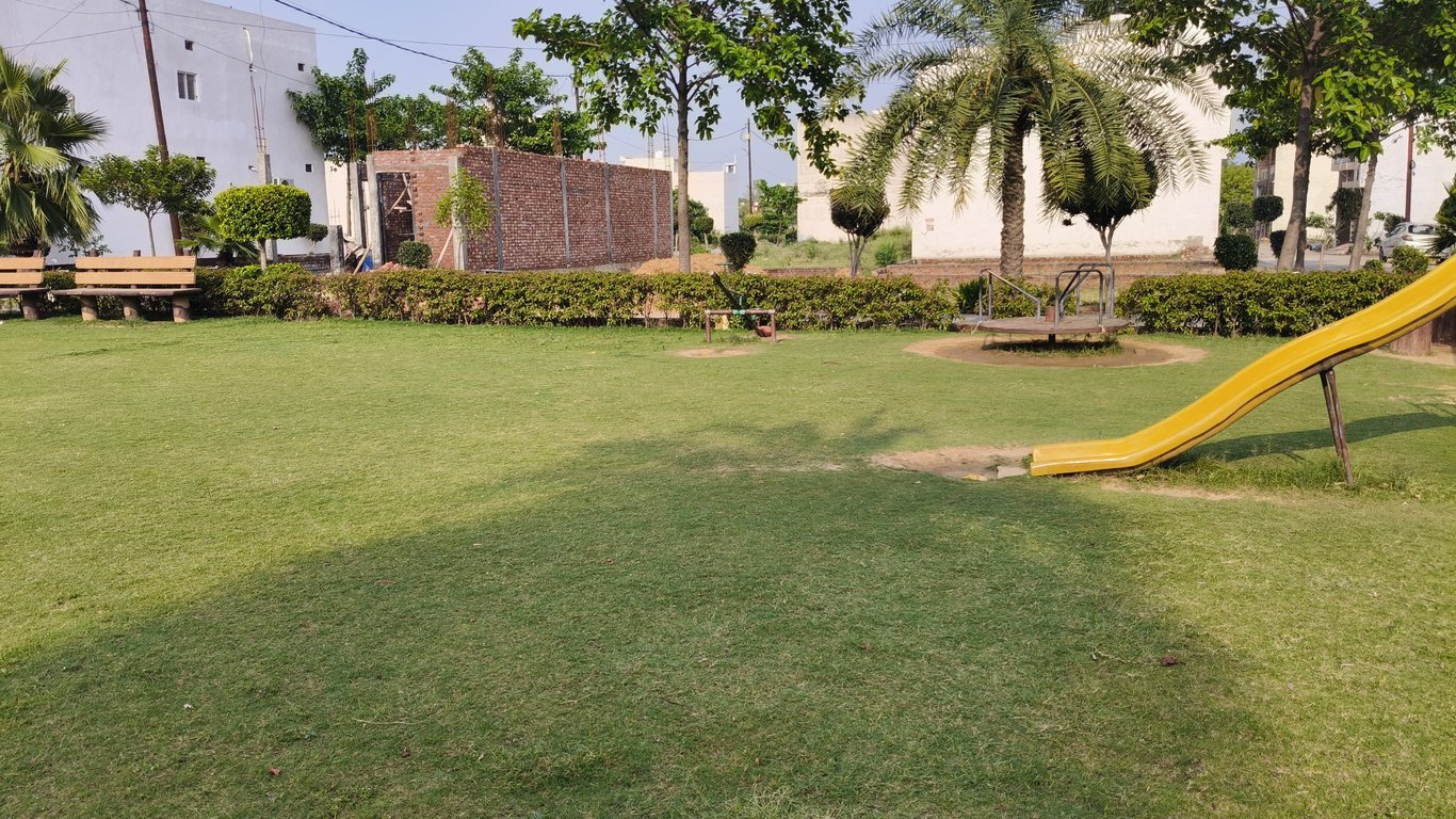 Luxury township thumbnail 5