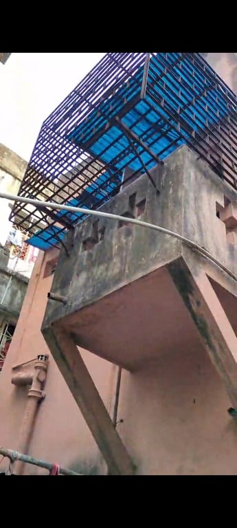 4bhk house for sale in Entally Ramlila maidan thumbnail 4