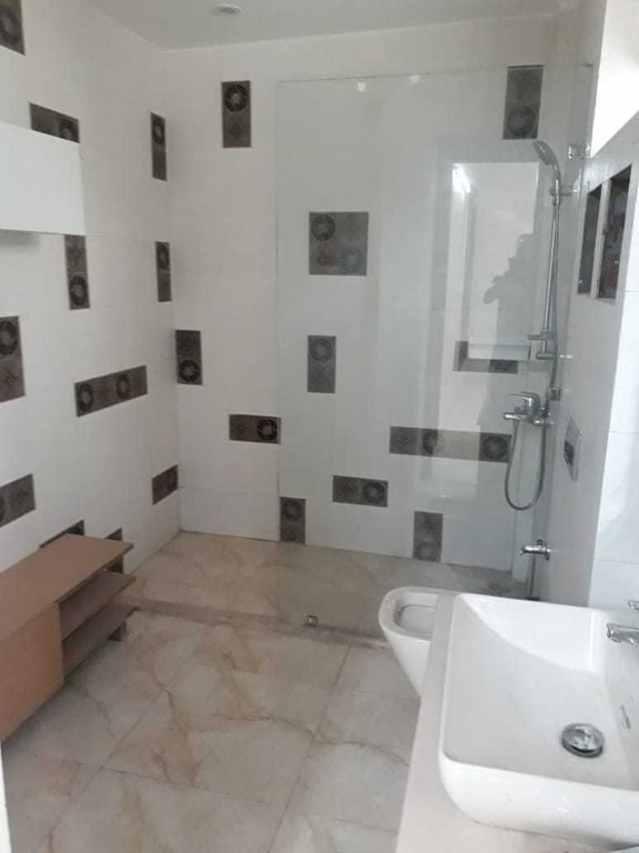 Plot for rent in sec 92 Gurgaon thumbnail 5