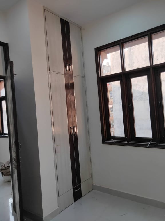 2 BHK First floor Dwarka Mor thumbnail 10