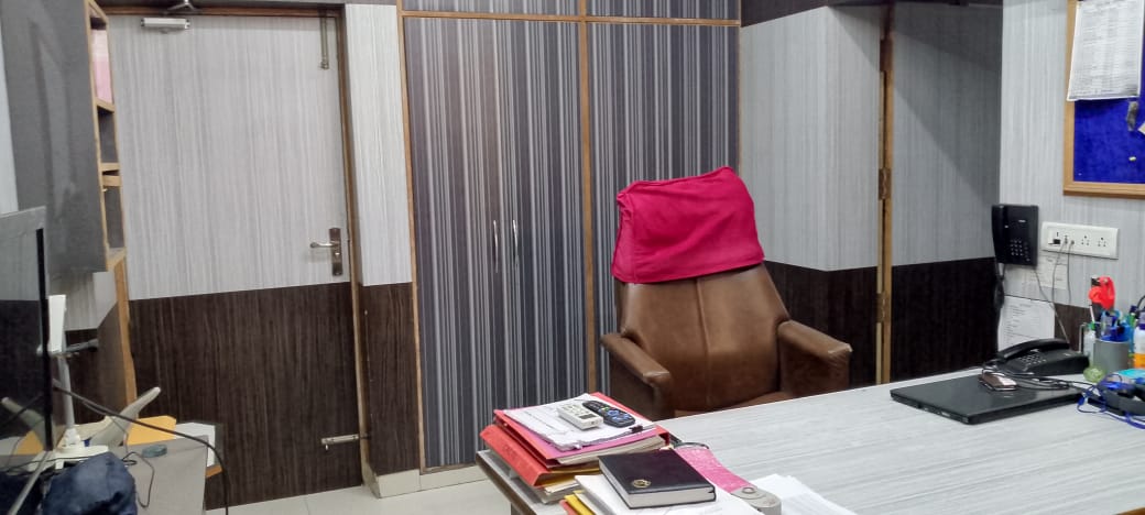 5BHK Penthouse Greater noida thumbnail 12