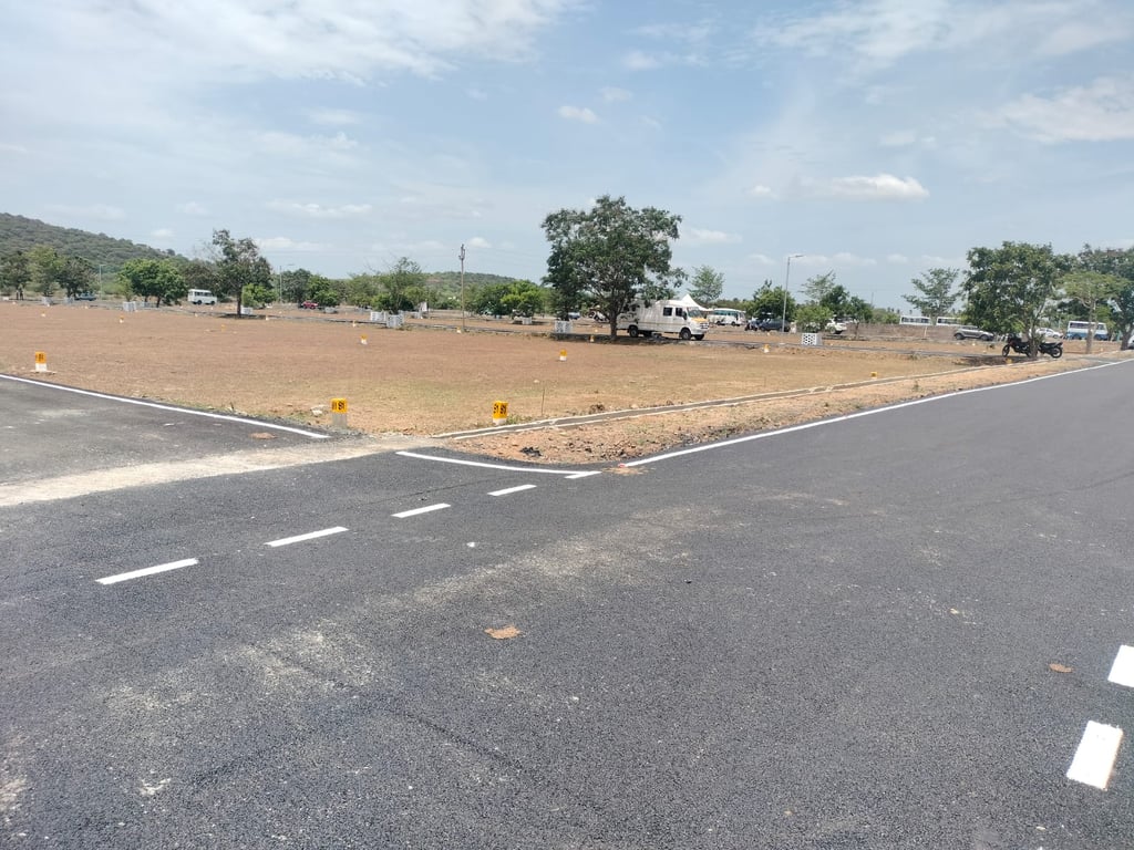 Plot for Sale thumbnail 5