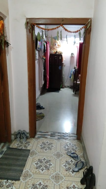 Old House For Sale thumbnail 9