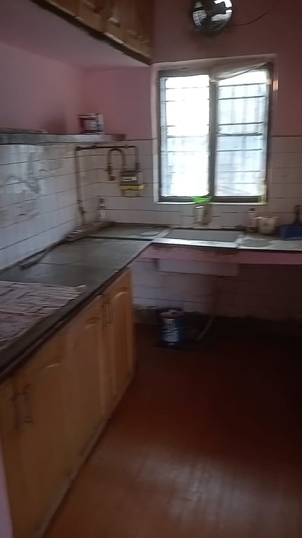 2BHK in Dwarka sector 13 New Delhi thumbnail 4