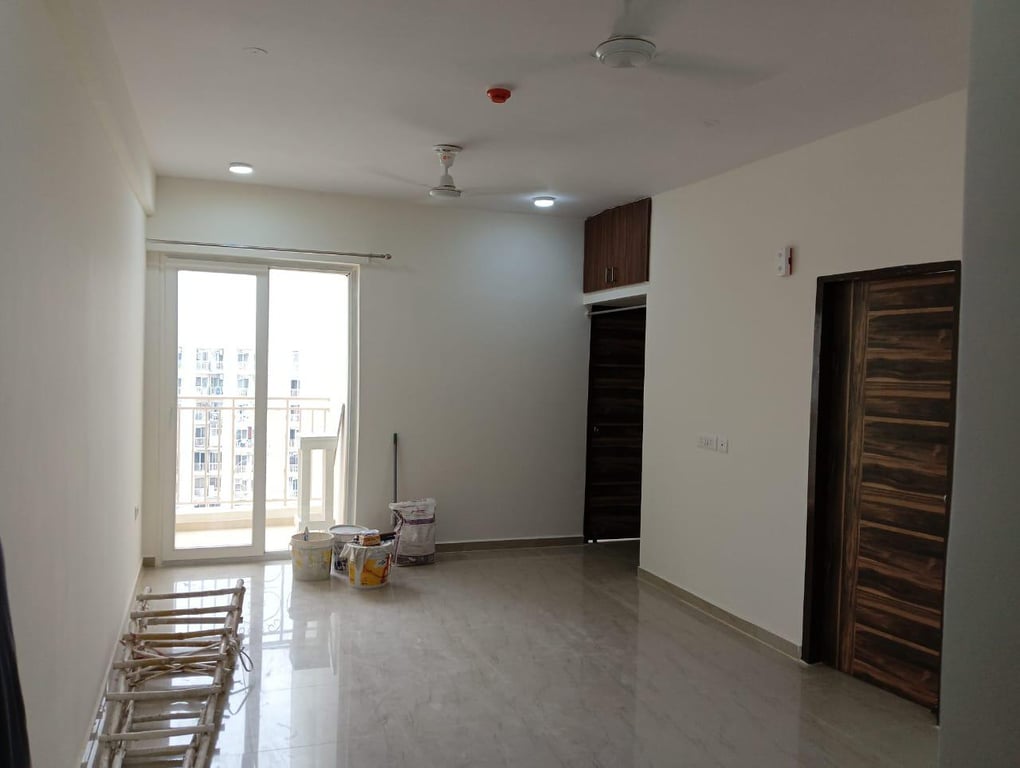 3BHK Flat for Rent in Mahagun Mantra 2, Noida Extension – 1150 SQFT thumbnail 6