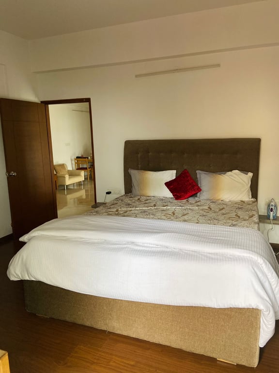 2BHK Apartment for Sale – Yellappa Chetty Layout, Ulsoor Road, Bangalore (Central Business District) thumbnail 1