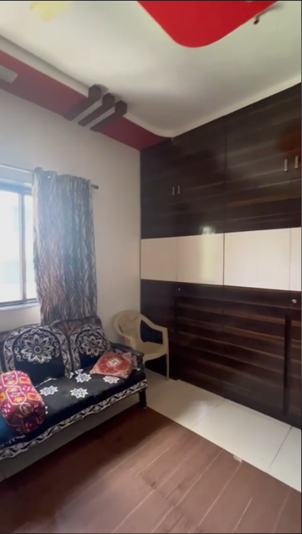 Independent House for Sale – Surat, Gujarat (Ground + 2.5 Floors, 1150+ sq.ft) thumbnail 4