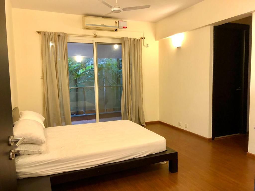 RENT - Spacious 3 BHK in CBD at Rest House Road, Off. M.G Road, Bangalore thumbnail 10