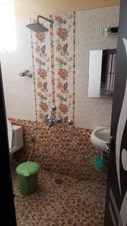 Spacious 2BHK thumbnail 7