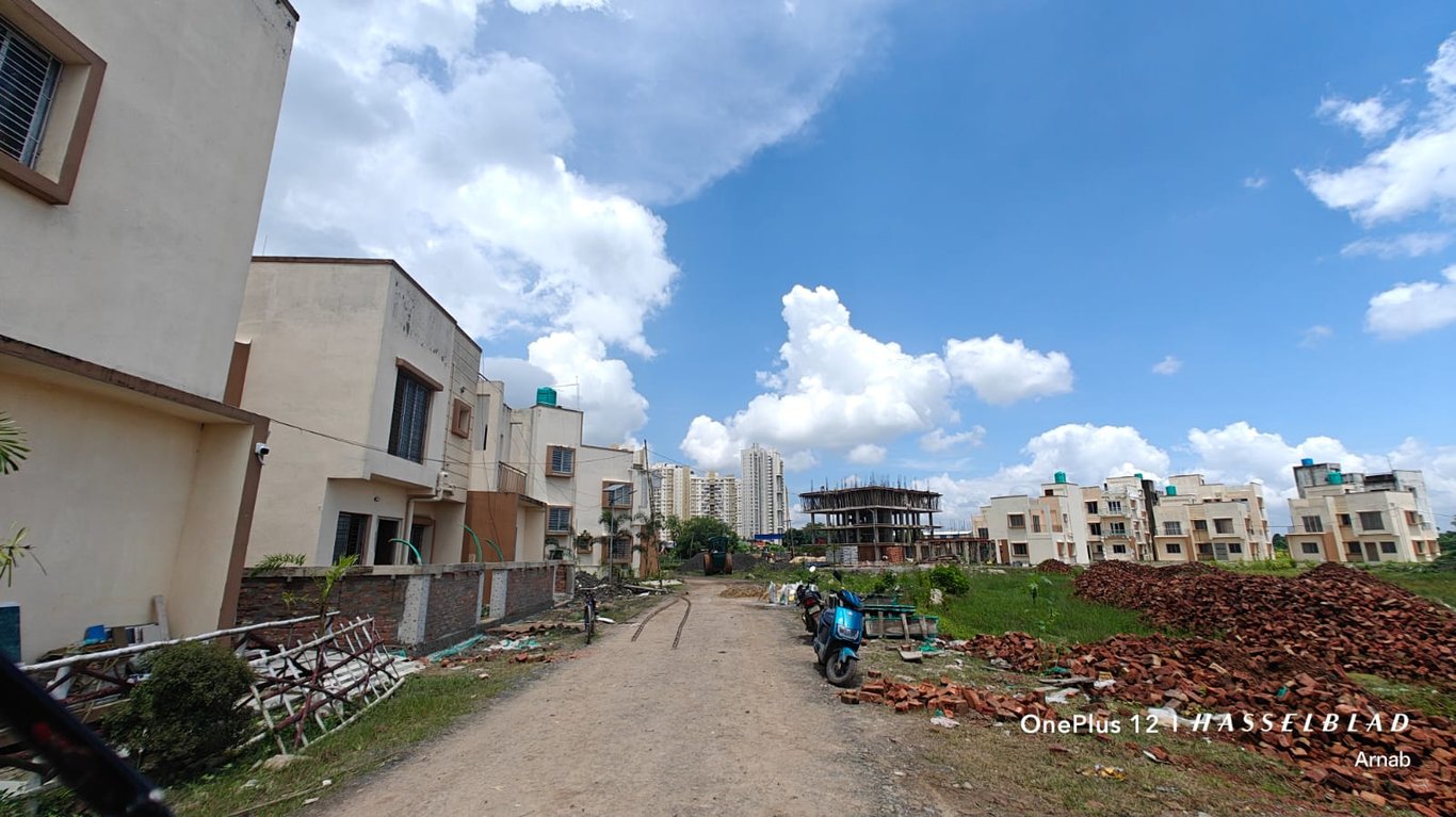 Near sapoorji Bus Stand thumbnail 5