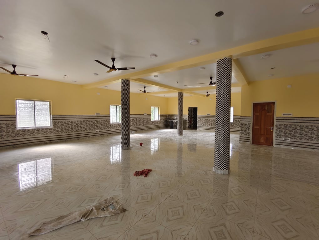 Commercial property on lease thumbnail 3